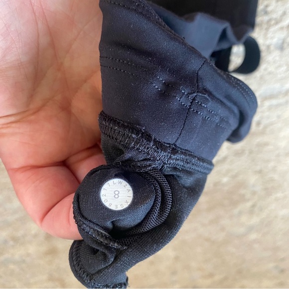 lululemon Run the Day Solid Black Sports Bra Nulux Medium Support: 8 - Picture 8 of 8